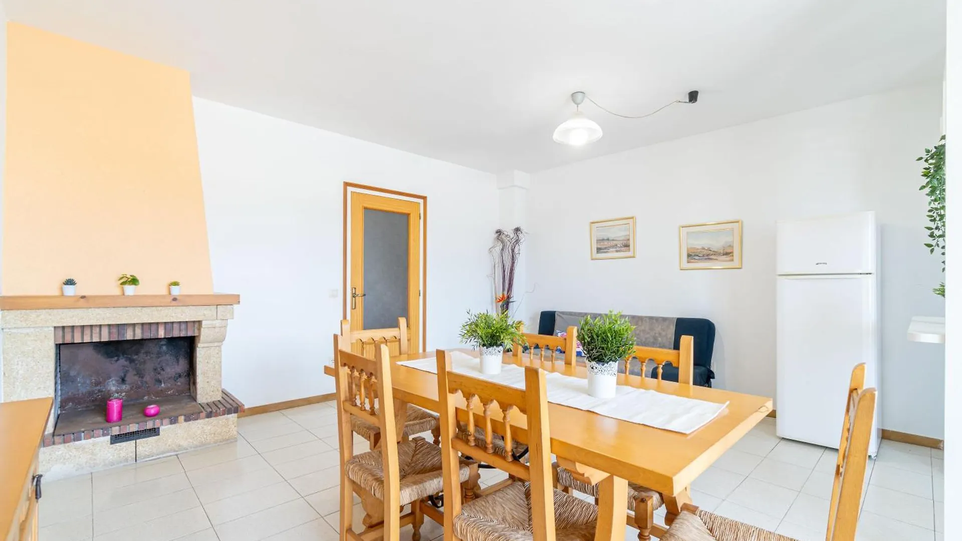 Basic Comfort Apartment Port Moxo 1º 0131 Empuriabrava Spain