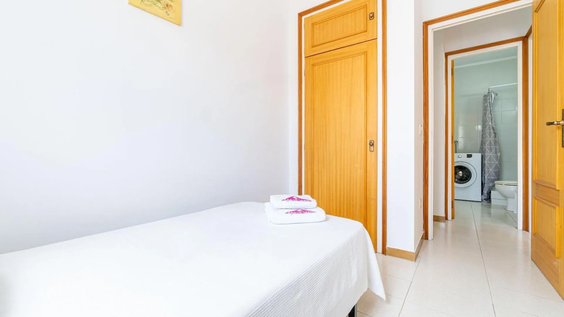 Basic Comfort Apartment Port Moxo 1º 0131 Empuriabrava Spain