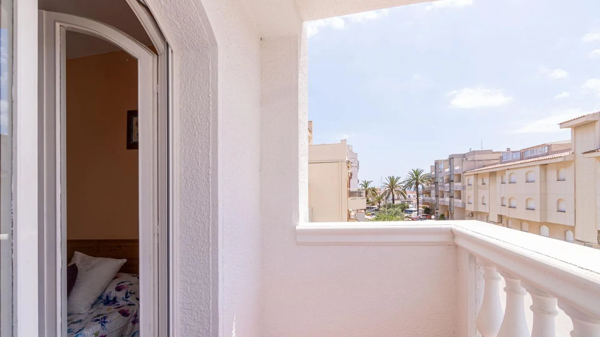 Basic Comfort Apartment Port Moxo 1º 0131 Empuriabrava